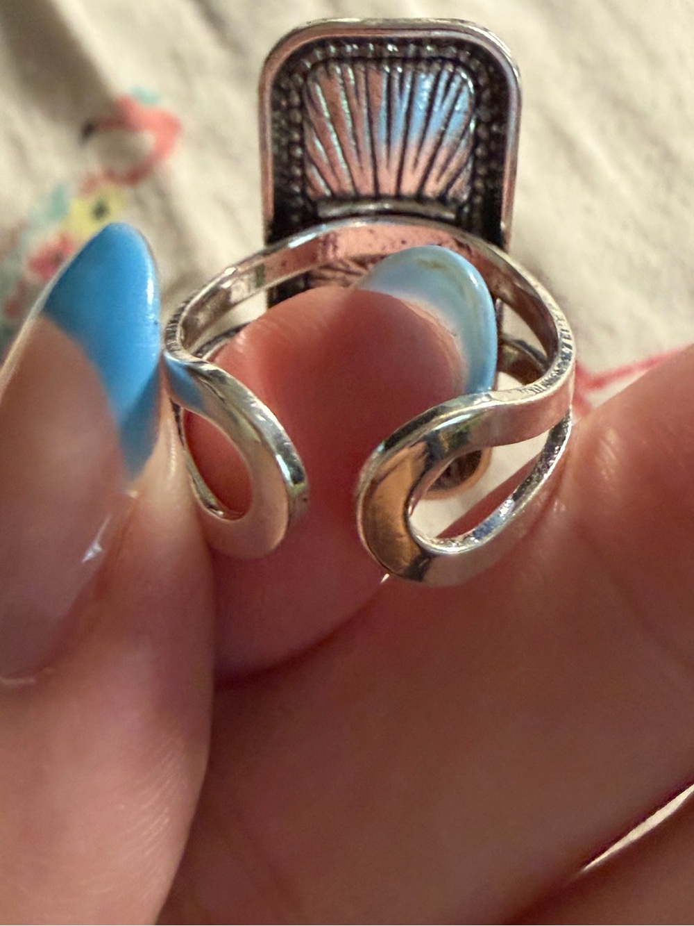 Set of Two Statement Rings - Picture 4 of 9